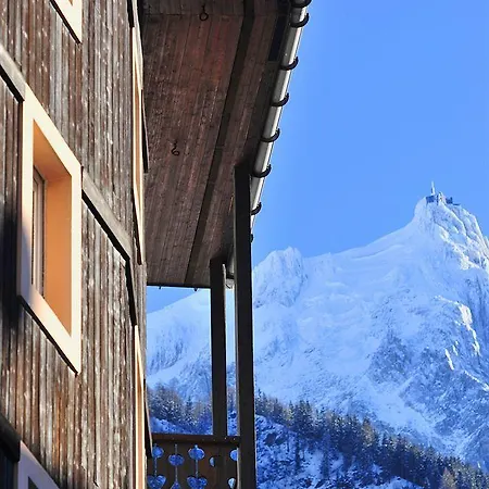 Pierre & Le Chamois Blanc Hotel apartamentowy 3*