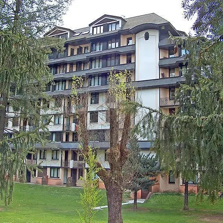 Pierre & Le Chamois Blanc Hotel apartamentowy 3*