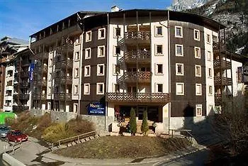 Aparthotel Pierre & Le Chamois Blanc Chamonix