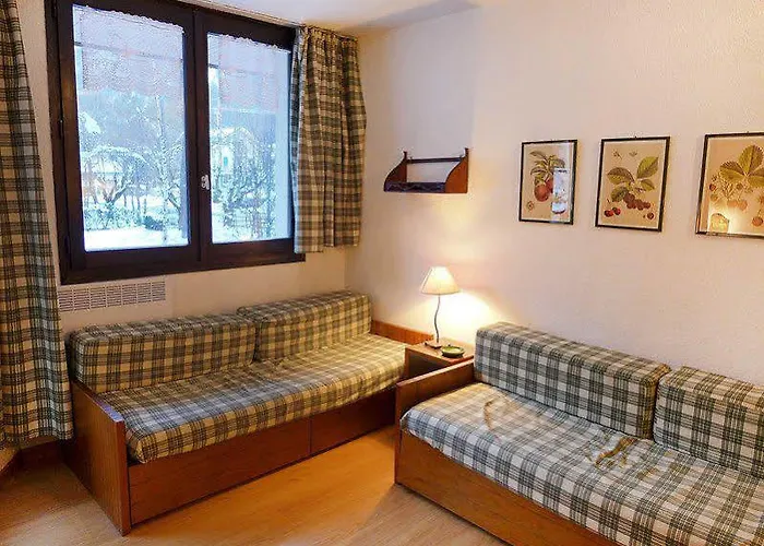 Pierre & Le Chamois Blanc