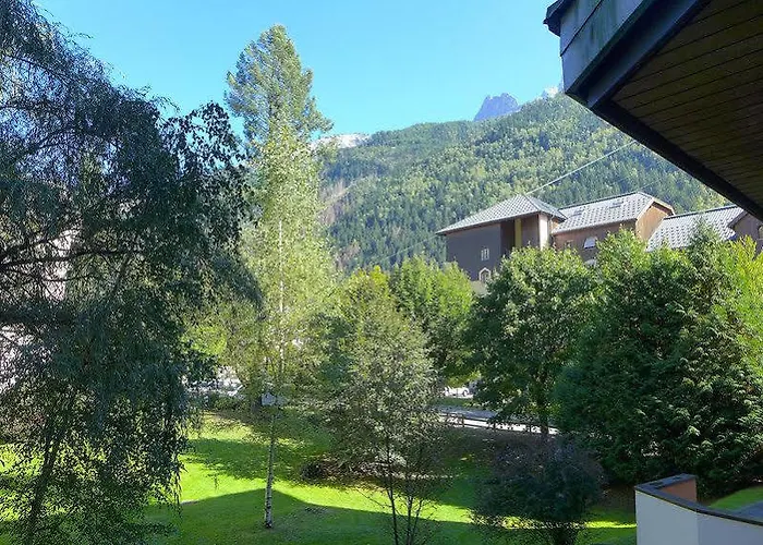 Pierre & Le Chamois Blanc Aparthotel Chamonix