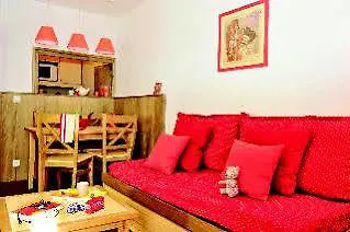 Pierre & Le Chamois Blanc