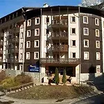 Hotel apartamentowy Pierre & Le Chamois Blanc Chamonix